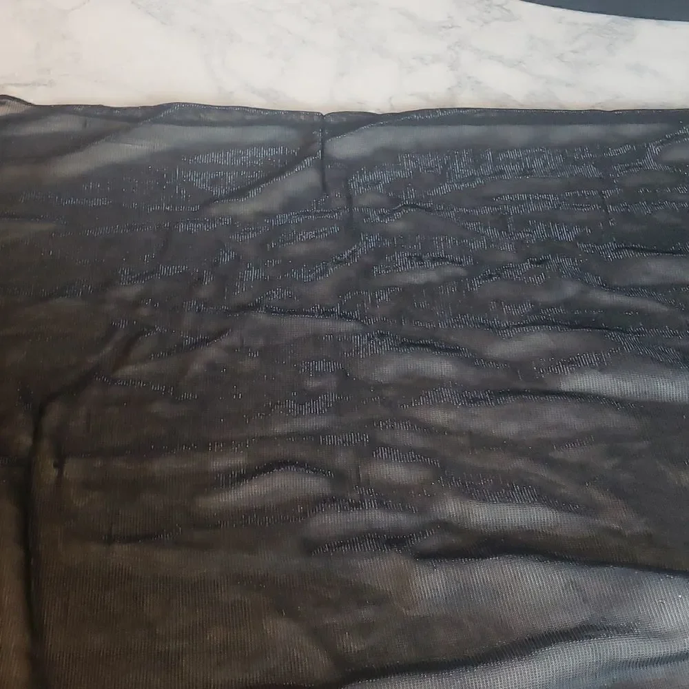 Black Nylon Scarf‎